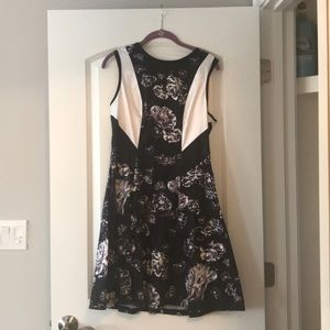 Size 10 never worn dress